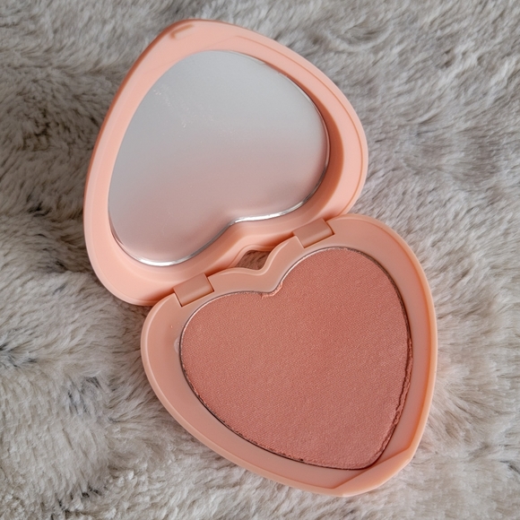 Heart of Gold Heart Shaped Highlighter ColourPop Cosmetics Valentine's Day - Picture 3 of 15